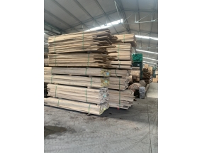Gỗ Ash dày 20mm, EU