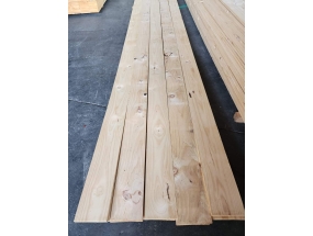 Gỗ thông vàng 22mm, bào láng 4 mặt. Xuất xứ: New Zealand